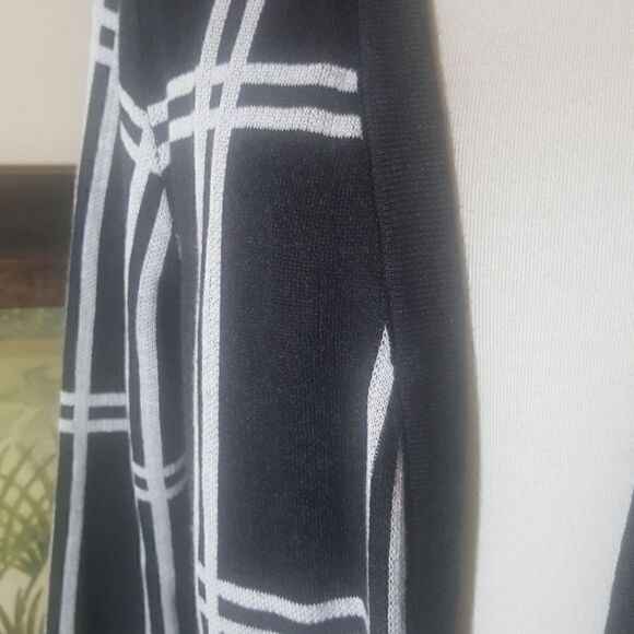 BELLDINI Open Front Cardigan - Size Medium - Picture 3 of 5